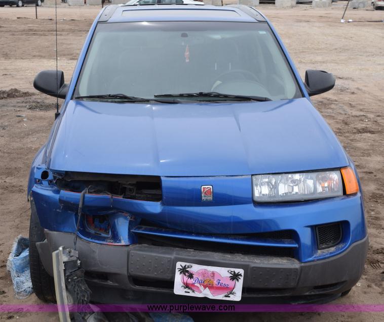 image for item E6257 2003 Saturn Vue