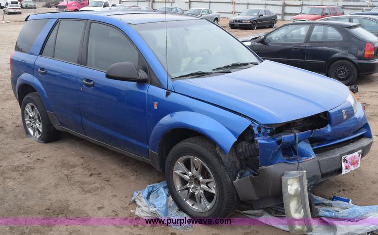 image for item E6257 2003 Saturn Vue