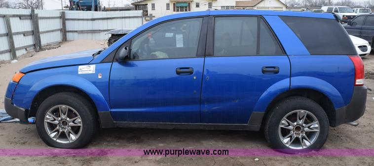 image for item E6257 2003 Saturn Vue