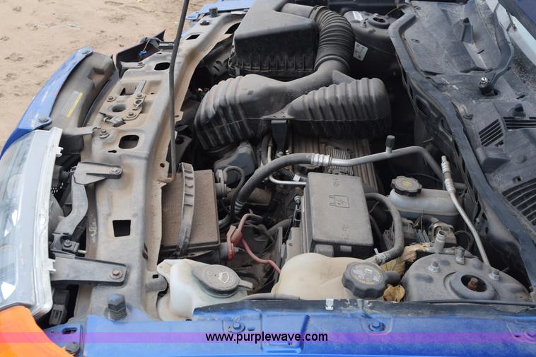 image for item E6257 2003 Saturn Vue