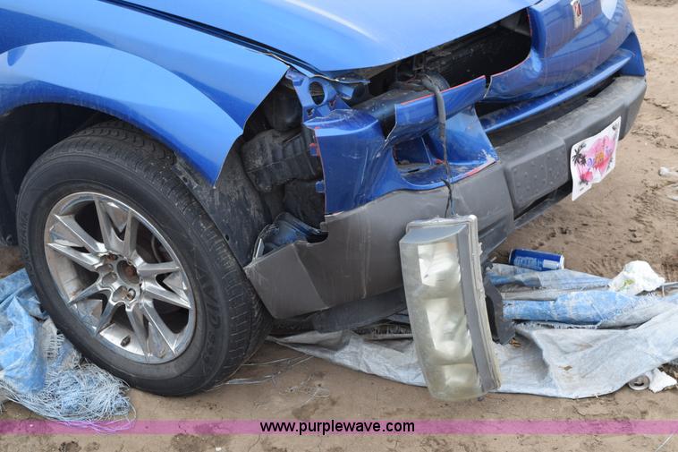 image for item E6257 2003 Saturn Vue