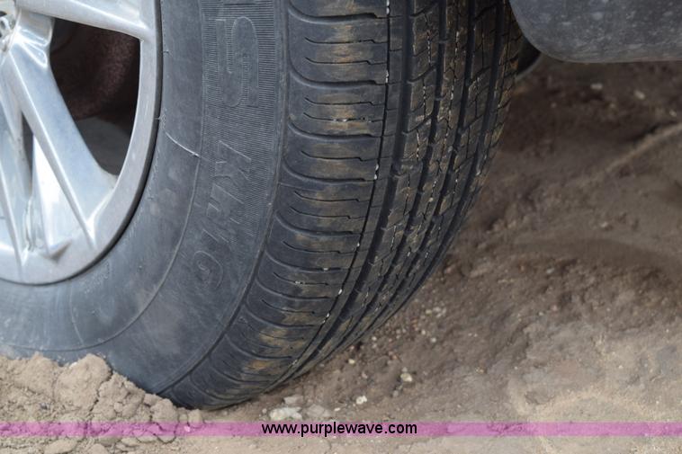 image for item E6257 2003 Saturn Vue