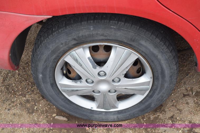 image for item E6259 2000 Dodge Neon