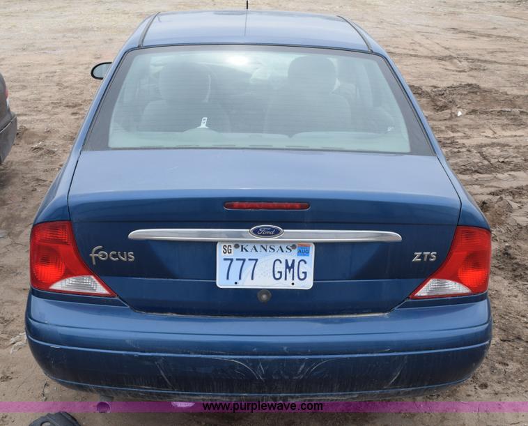 image for item E6260 2000 Ford Focus