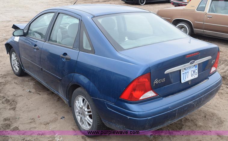 image for item E6260 2000 Ford Focus