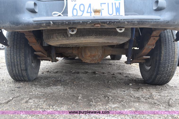 image for item E6261 1994 Chevrolet S10 pickup truck