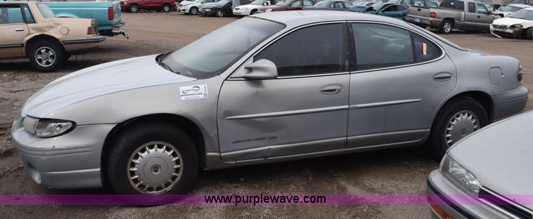 image for item E6262 1998 Pontiac Grand Prix SE