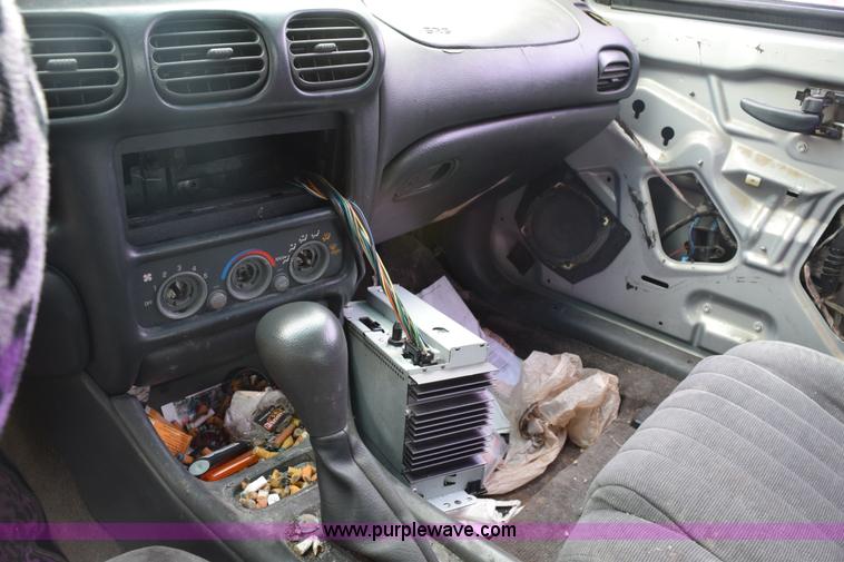 image for item E6262 1998 Pontiac Grand Prix SE