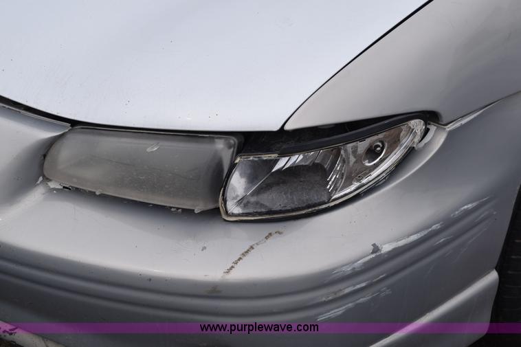 image for item E6262 1998 Pontiac Grand Prix SE