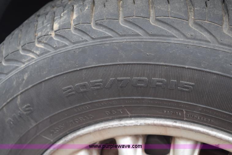 image for item E6262 1998 Pontiac Grand Prix SE