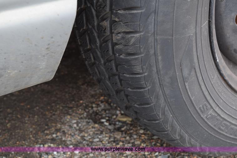 image for item E6262 1998 Pontiac Grand Prix SE