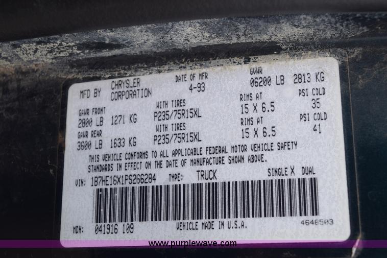 image for item E6263 1993 Dodge Ram 1500 pickup truck
