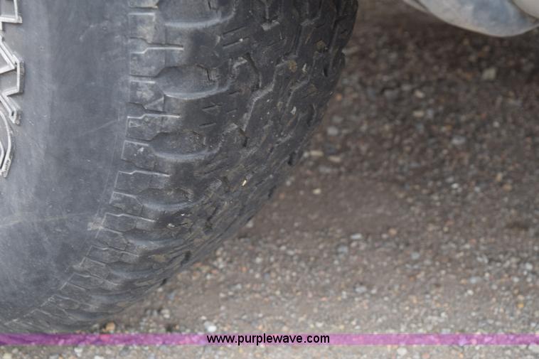 image for item E6263 1993 Dodge Ram 1500 pickup truck