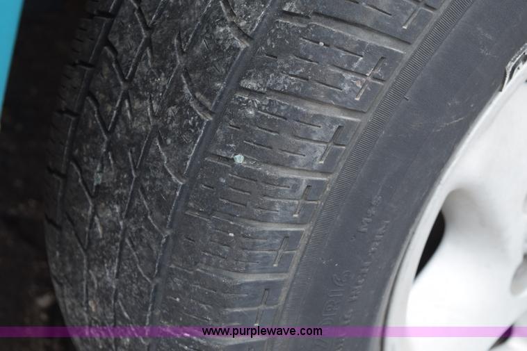 image for item E6264 1997 Dodge Ram 1500 pickup truck