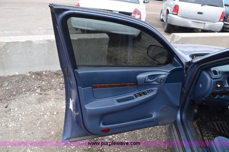 image for item E6265 2000 Chevrolet Impala