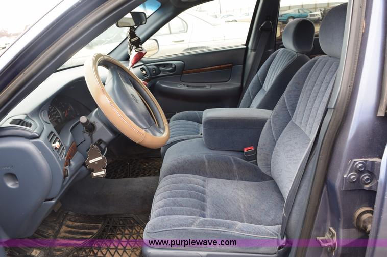 image for item E6265 2000 Chevrolet Impala