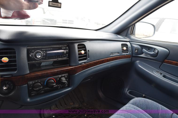 image for item E6265 2000 Chevrolet Impala