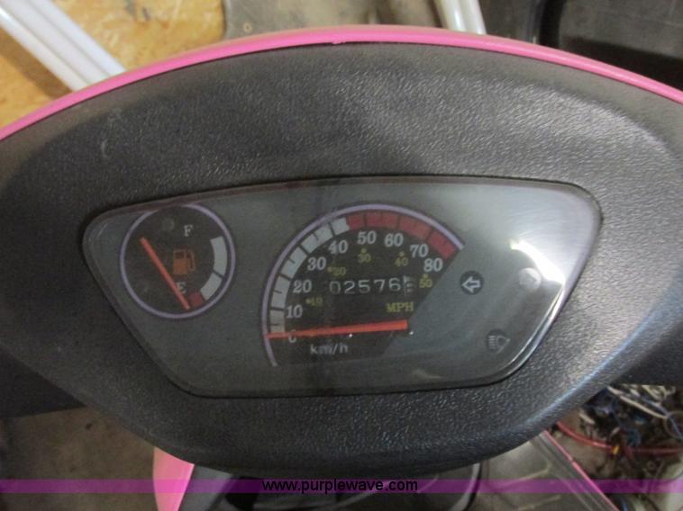 image for item J6708 2013 Tao Tao moped
