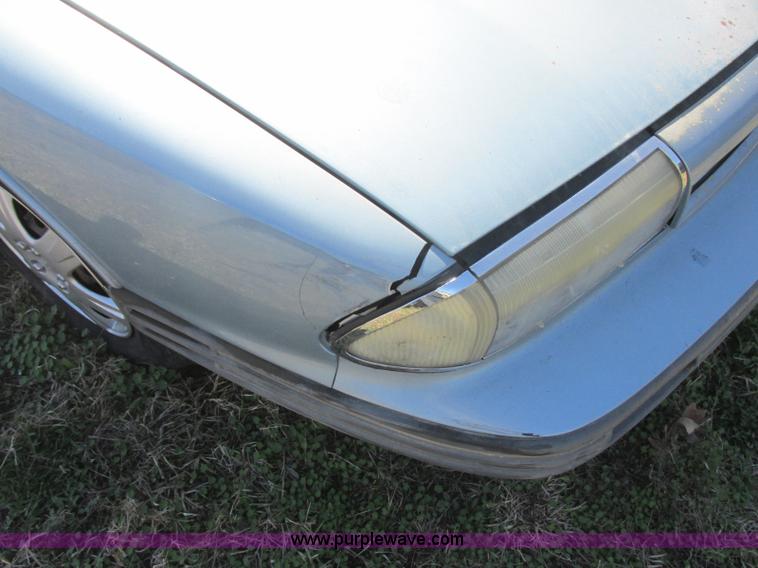 image for item J6712 1993 Oldsmobile Royale 88