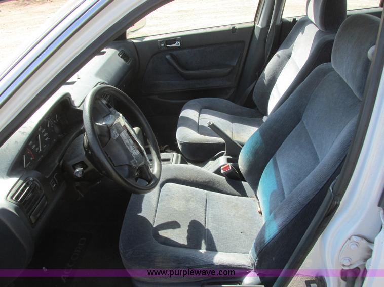 image for item J6713 1993 Honda Accord