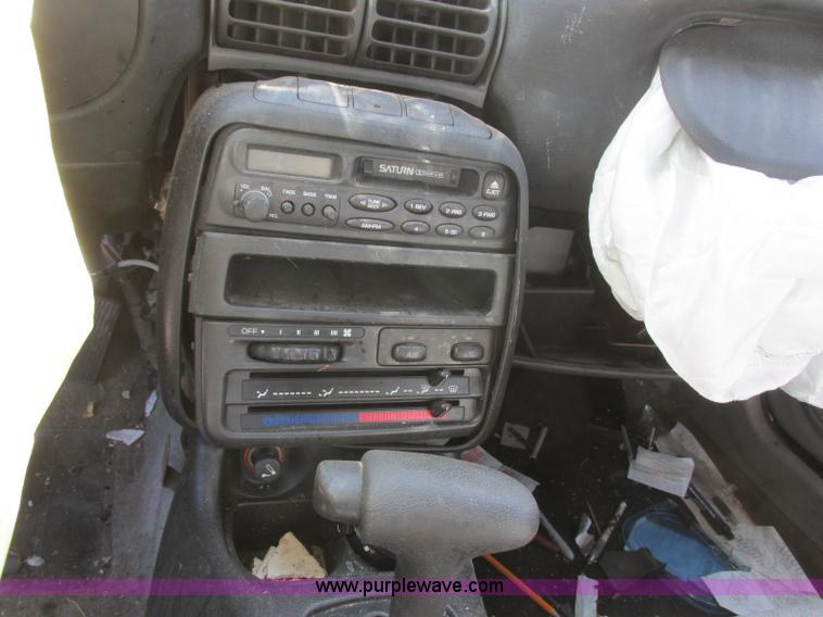 image for item J6717 1998 Saturn SL