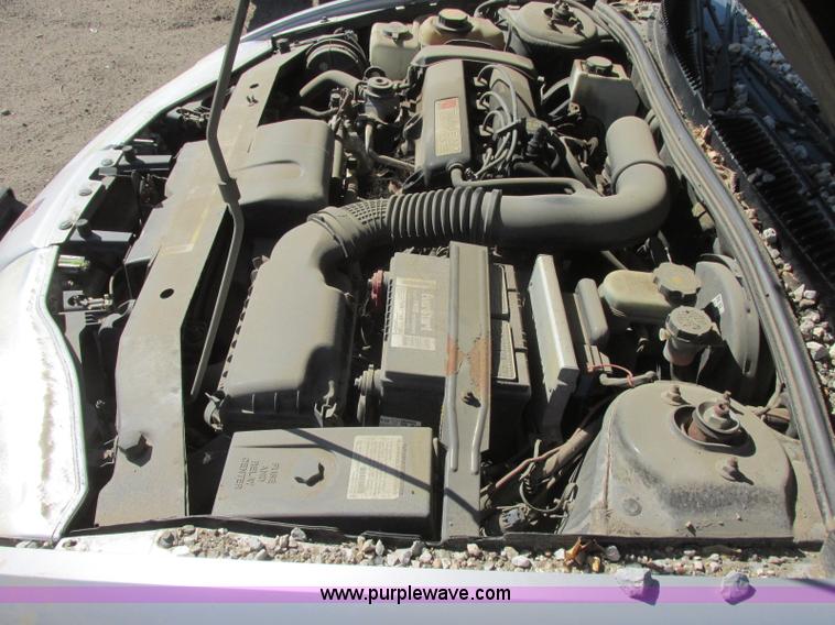image for item J6721 2001 Saturn SC SC2