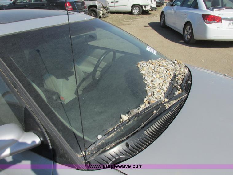 image for item J6721 2001 Saturn SC SC2