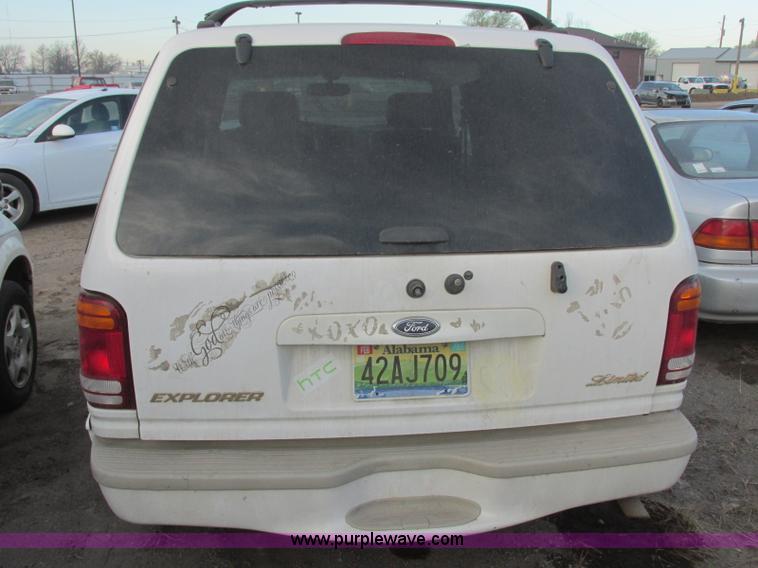 image for item J6725 1998 Ford Explorer SUV