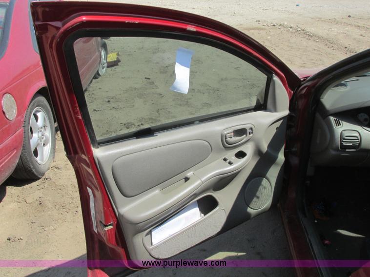 image for item J6727 2005 Dodge Neon