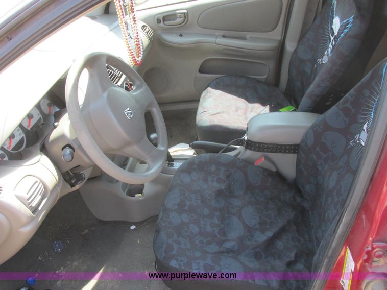 image for item J6727 2005 Dodge Neon