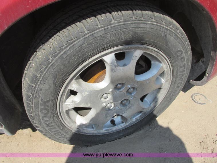 image for item J6727 2005 Dodge Neon