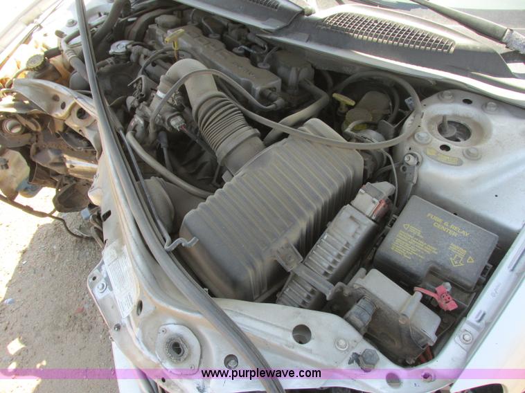 image for item J6728 2002 Dodge Stratus