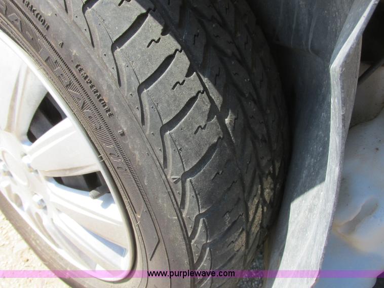 image for item J6728 2002 Dodge Stratus