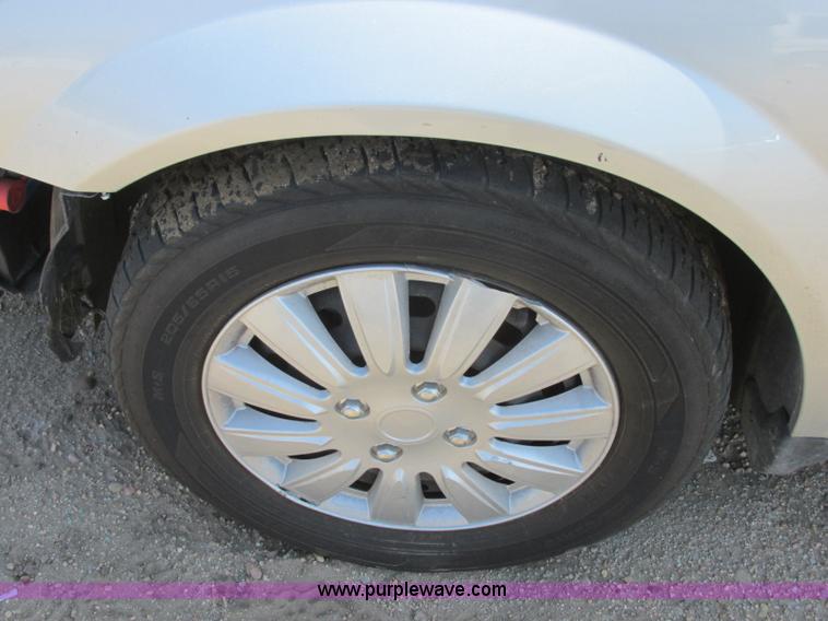 image for item J6728 2002 Dodge Stratus