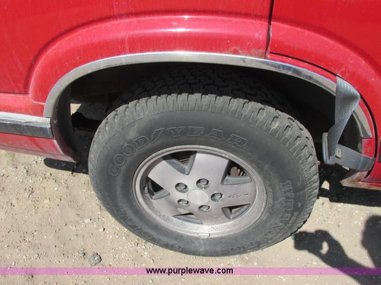 image for item J6729 1995 Chevrolet Blazer