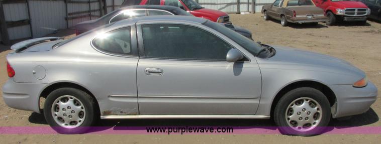 image for item J6730 2000 Oldsmobile Alero