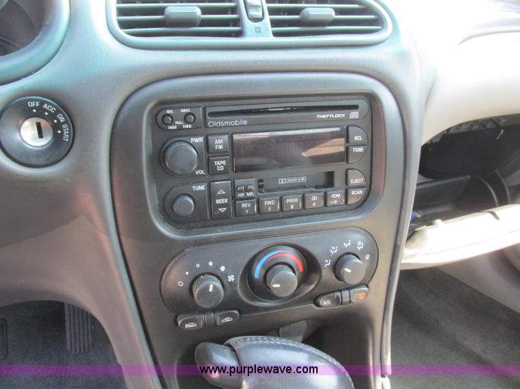 image for item J6730 2000 Oldsmobile Alero
