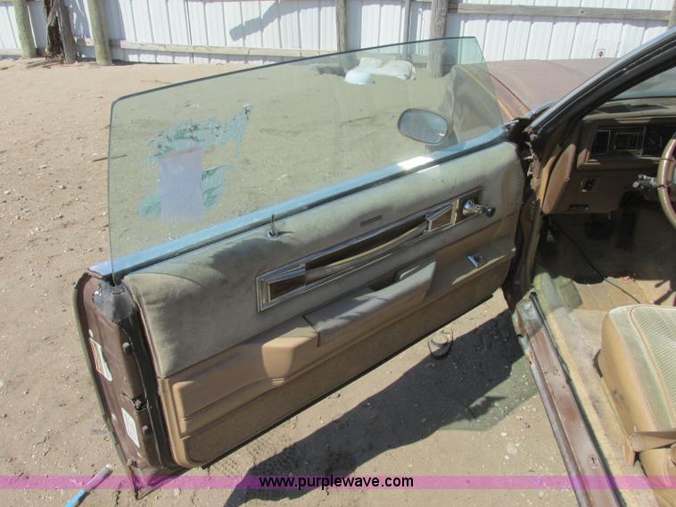 image for item J6731 1985 Oldsmobile Cutlass Supreme