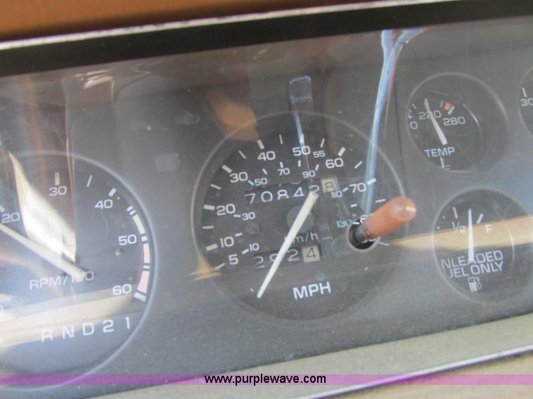 image for item J6731 1985 Oldsmobile Cutlass Supreme