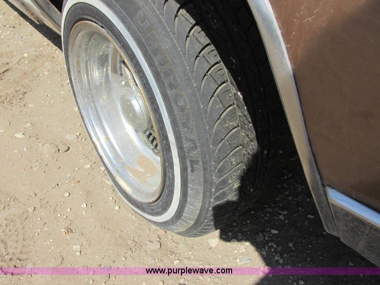 image for item J6731 1985 Oldsmobile Cutlass Supreme