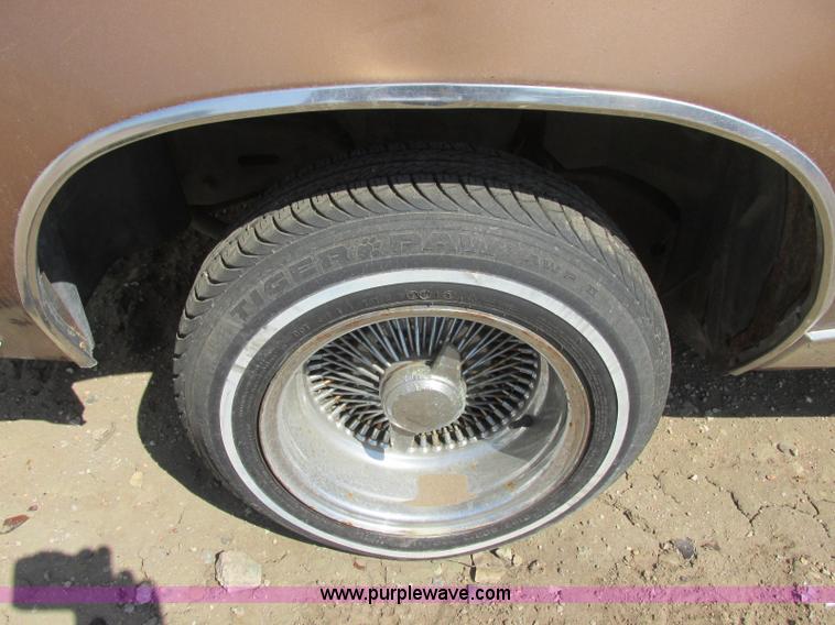 image for item J6731 1985 Oldsmobile Cutlass Supreme