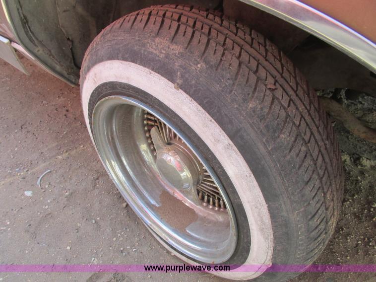 image for item J6731 1985 Oldsmobile Cutlass Supreme