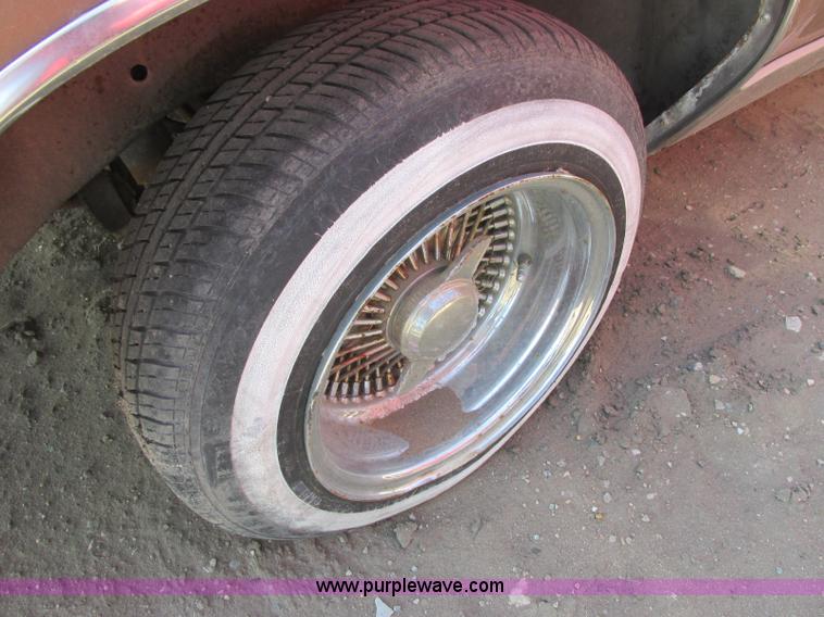 image for item J6731 1985 Oldsmobile Cutlass Supreme