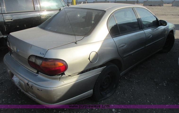 image for item J6732 1998 Chevrolet Malibu LS
