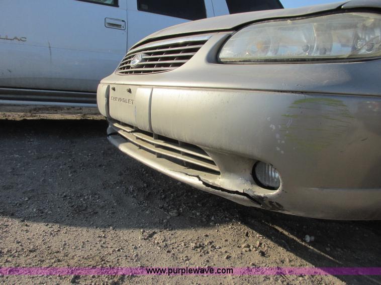 image for item J6732 1998 Chevrolet Malibu LS