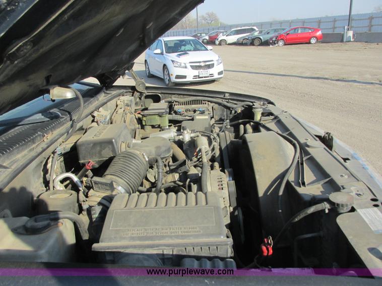 image for item J6733 1999 Chevrolet Suburban K1500 SUV
