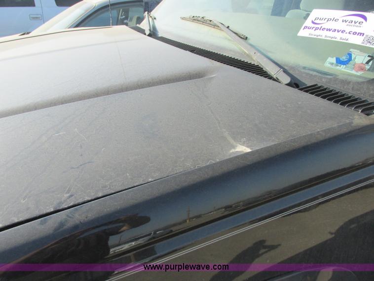 image for item J6733 1999 Chevrolet Suburban K1500 SUV