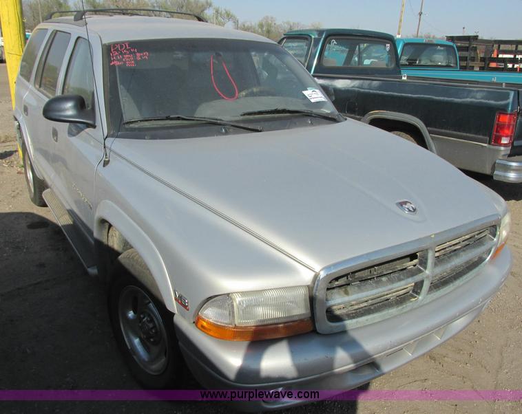 image for item J6735 1999 Dodge Durango SUV