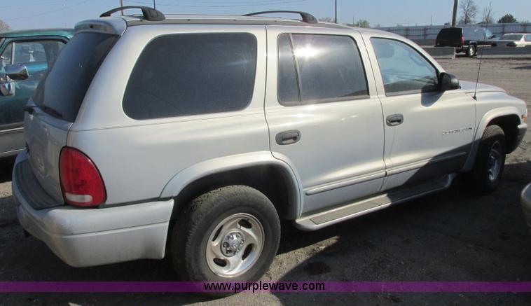 image for item J6735 1999 Dodge Durango SUV