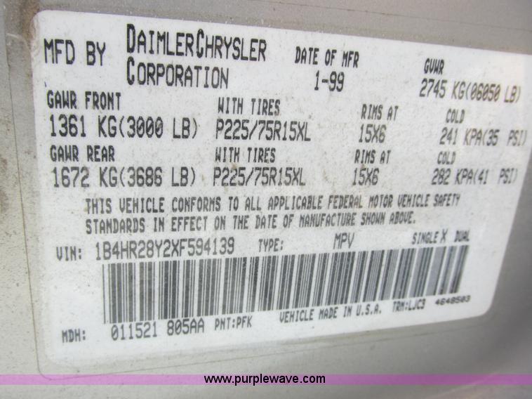 image for item J6735 1999 Dodge Durango SUV
